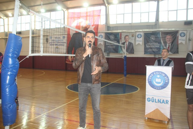 Türk Eğitim Sen Geleneksel 4.Voleybol Turnuvası Başladı